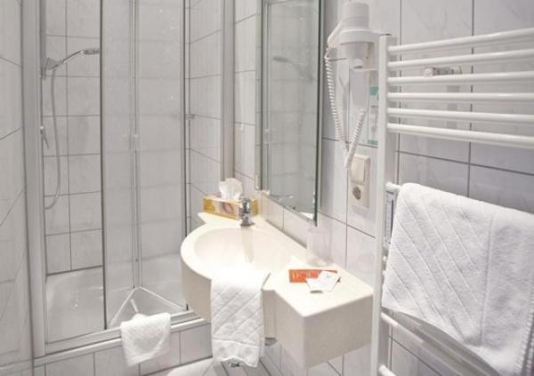 Hotel Baeren Villingen-Schwenningen Esterno foto