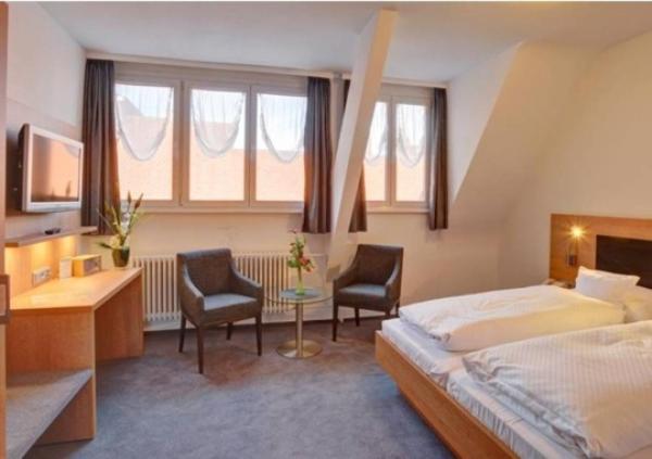 Hotel Baeren Villingen-Schwenningen Esterno foto